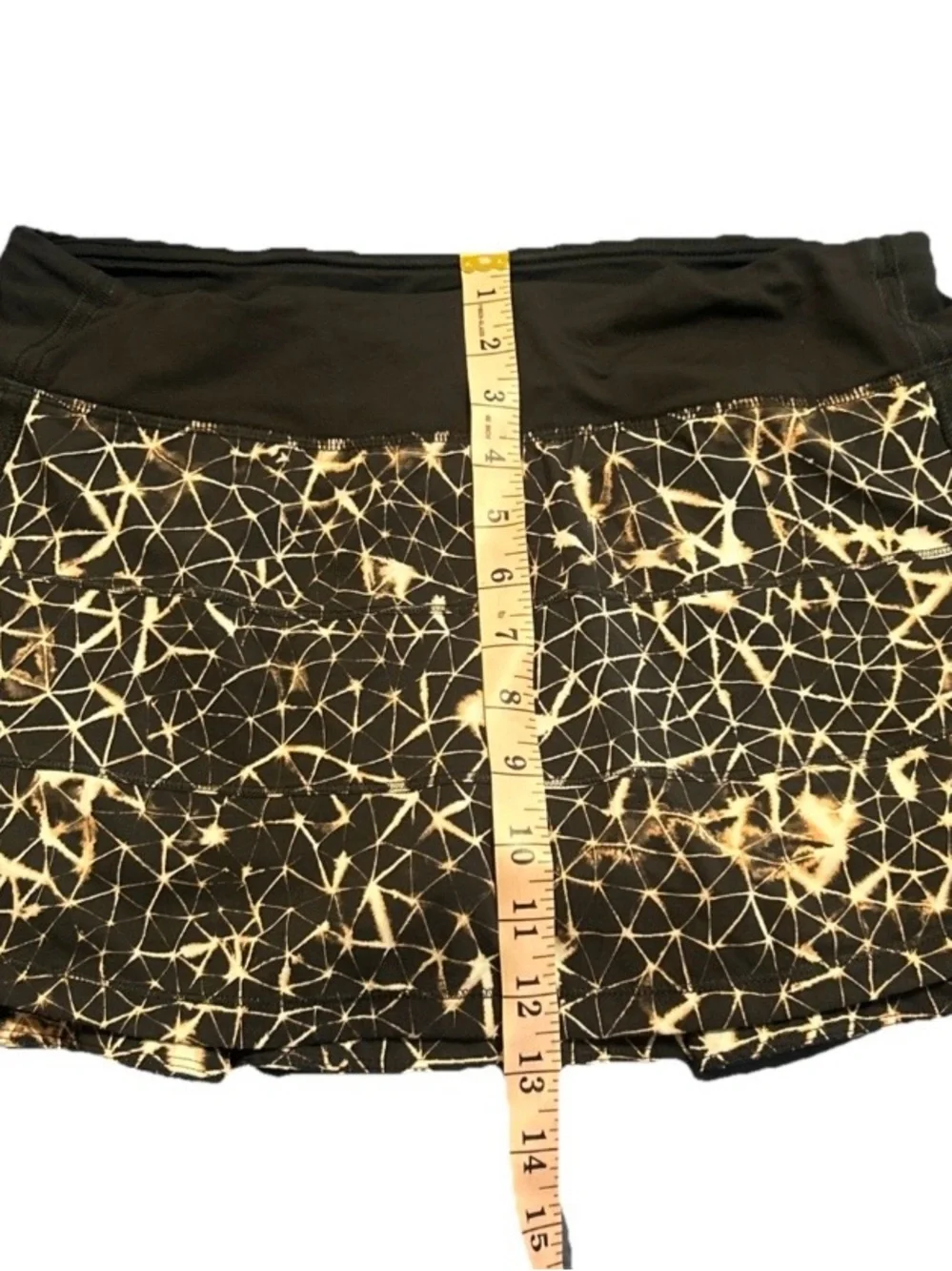 Lululemon Athletica Black Pace Rival Skirt  in the “Sugar Crush Multi Black
